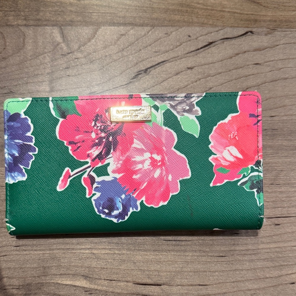 Rehab Kate Spade Green and Pink Floral Wallet